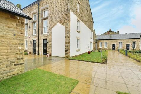 Front and side of Property.jpg