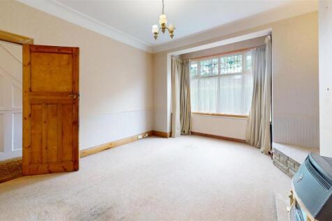 2-Grange-Estate-Bedroom.jpg