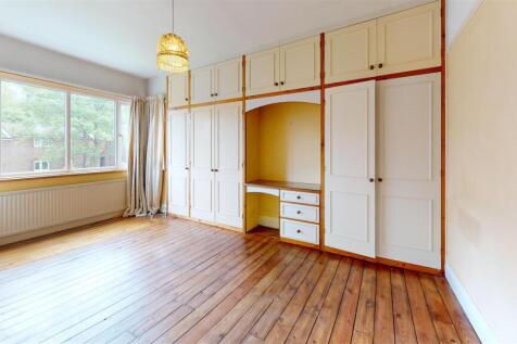 2-Grange-Estate-Bedroom 4.jpg