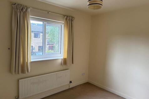 Front Bedroom.jpg