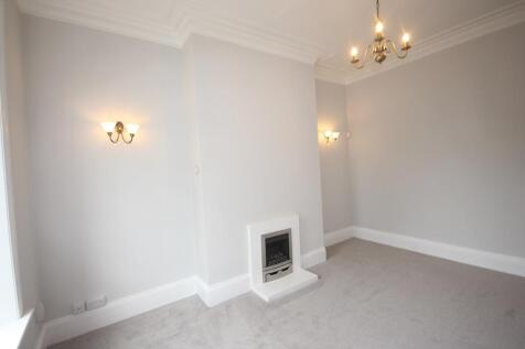 Living room 2.jpg