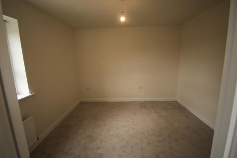 2nd bedroom 2.jpg