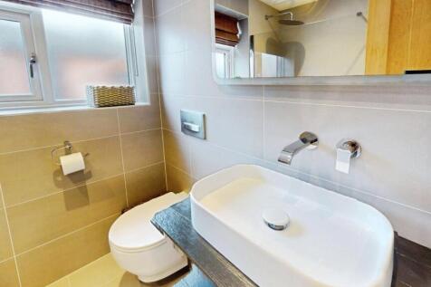 pbox-bathroom-338592.jpg