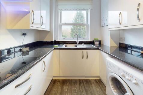 Castle-Gate-Kitchen.jpg