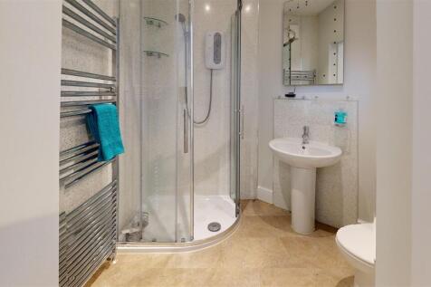 27A-Courthouse-Street-Bathroom(1).jpg
