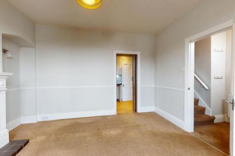 Living Room 1.jpg