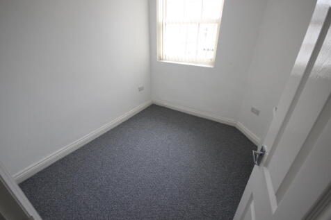 Rear Bedroom