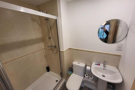 En-suite Bathroom