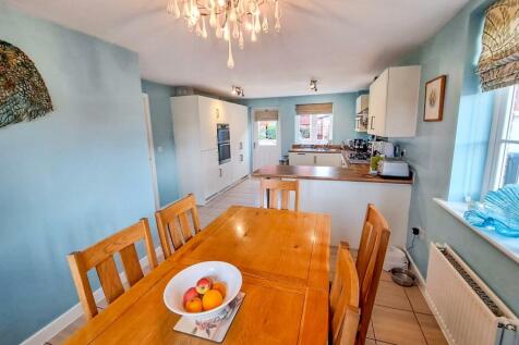 Kitchen diner