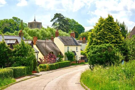 Thurleigh_High Street.jpeg