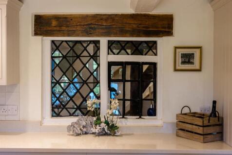 Leaded window