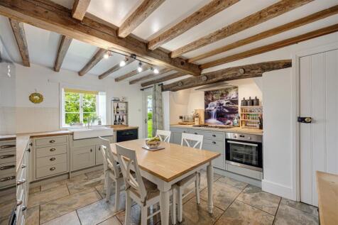 Kithcen/breakfast room