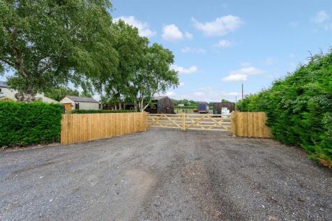 Equestrian entrance