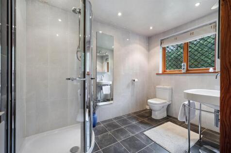 En suite.jpg