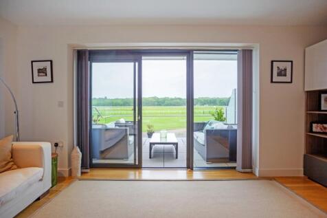 1 Cape Cross Hous...