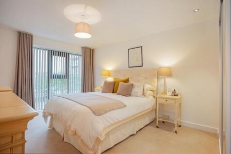 1 Cape Cross Hous...