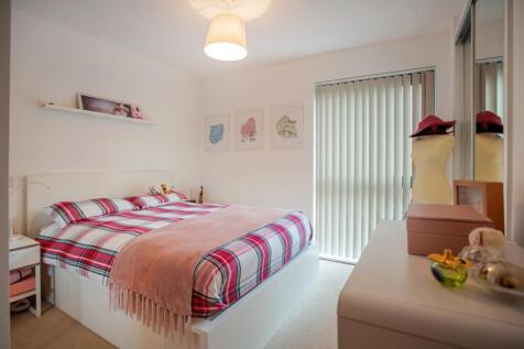 1 Cape Cross Hous...