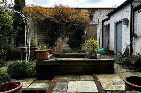 Courtyard Garden