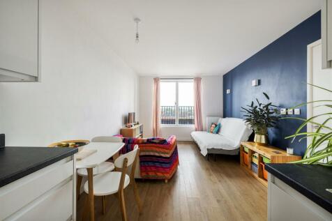 Gainsford Road E17