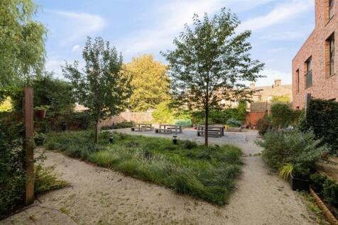 Gainsford Road E17