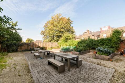Gainsford Road E17