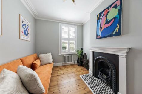 Blenheim Road, E17