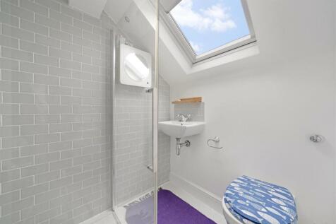 Lea Hall Road, E10