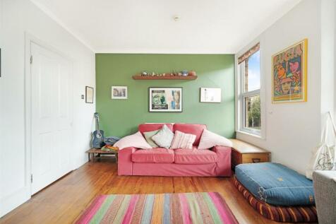 Lea Hall Road, E10