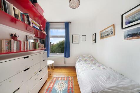Lea Hall Road, E10