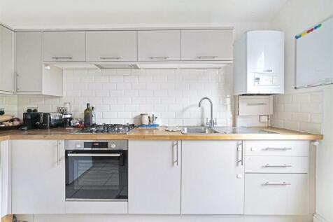 Lea Hall Road, E10