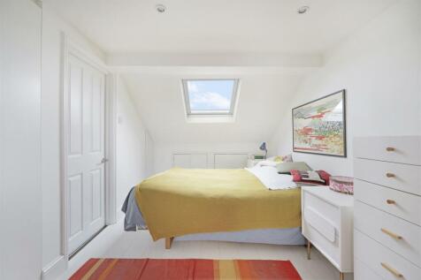 Lea Hall Road, E10