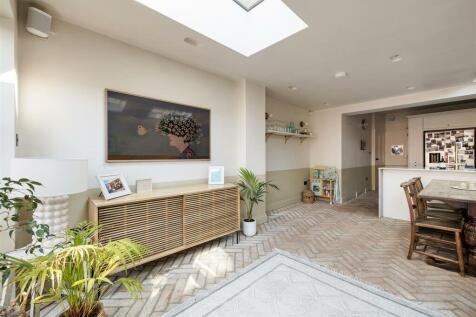 Lancaster Road E17