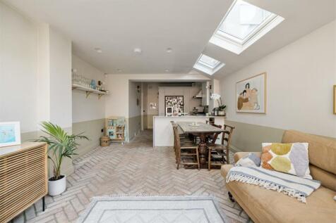 Lancaster Road E17