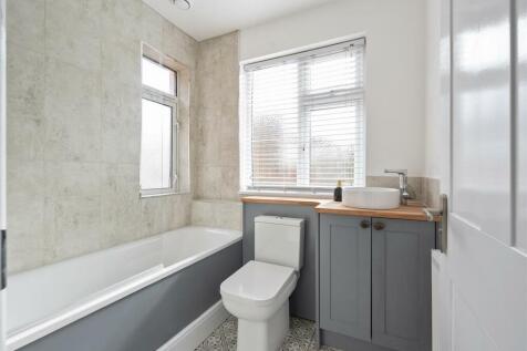 Bathroom-1.jpg