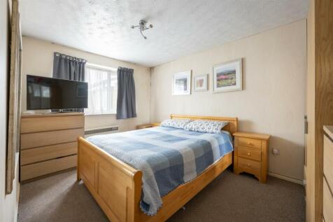 Adams Court, E17