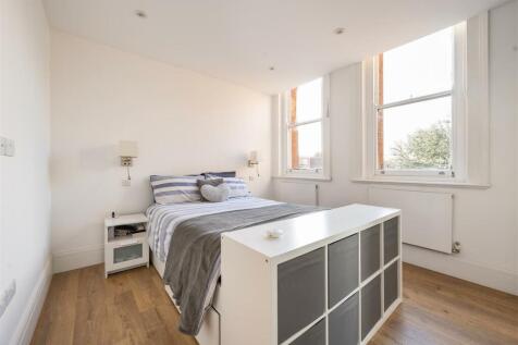 Adelaide Road E10