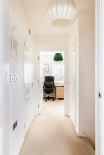 Thornbury Way, E17