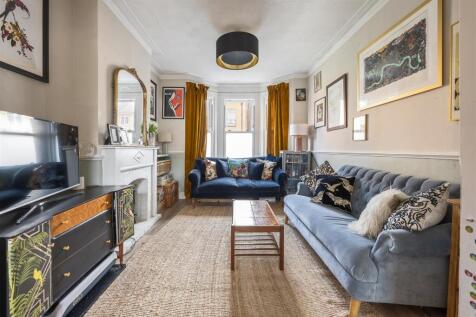 Millicent Road, E10