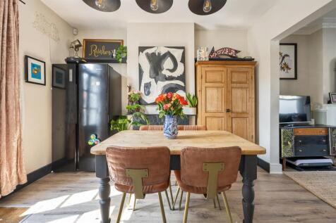 Millicent Road, E10