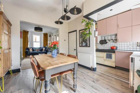 Millicent Road, E10