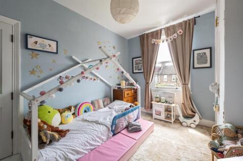 Millicent Road, E10