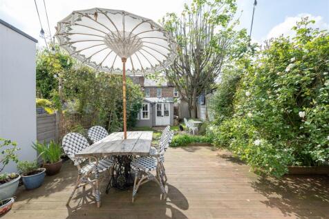 Millicent Road, E10