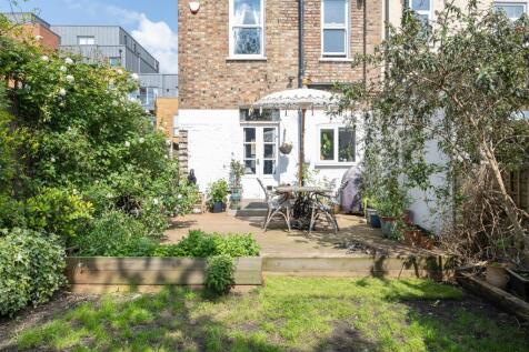 Millicent Road, E10