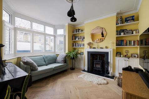 Campbell Road E17