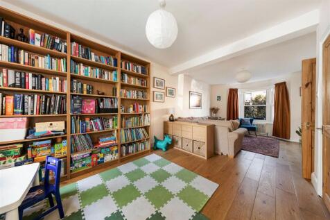 Brookdale Road E17