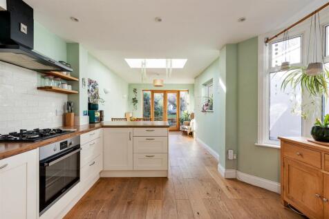Brookdale Road E17