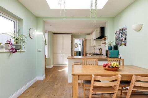Brookdale Road E17
