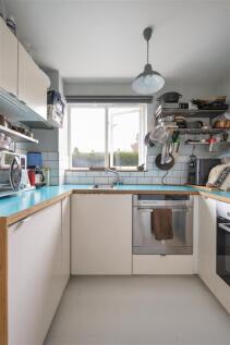 Green Pond Close E17