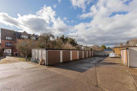 Manor Road, E10