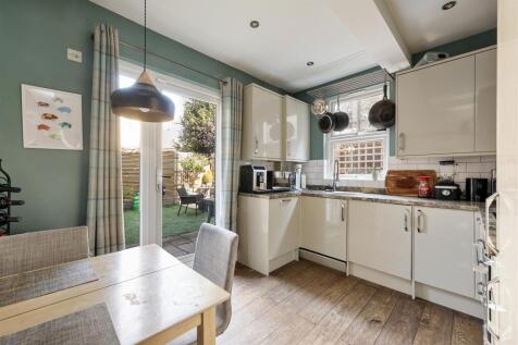 Northcote Road E17